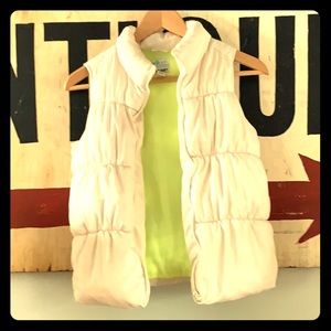 Girls white old navy puffer vest
